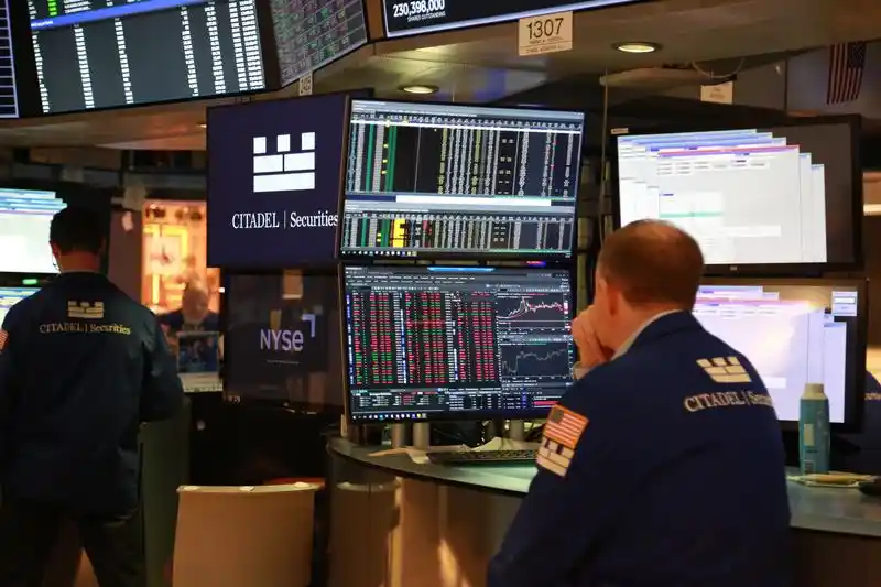 Wall Street se hunde: ¿Está EE.UU. al borde de una recesión?