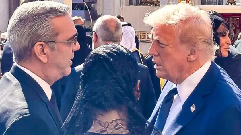 Abinader conversa con Donald Trump durante funeral del papa Francisco