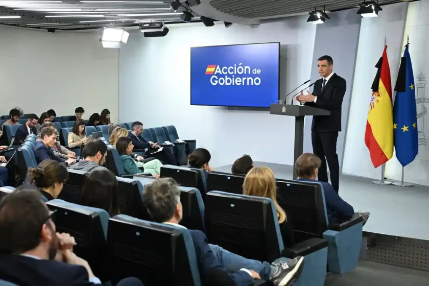 España alcanzará 2% del PIB en Defensa en 2025, anuncia Sánchez