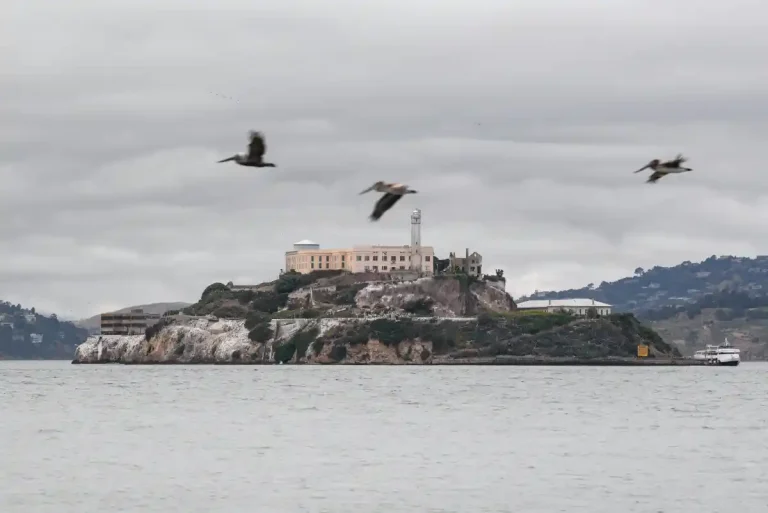 Trump ordena reapertura de Alcatraz como prisión federal