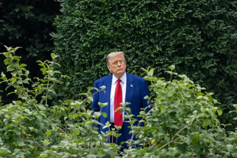 Trump anuncia cese al fuego entre Israel e Irán