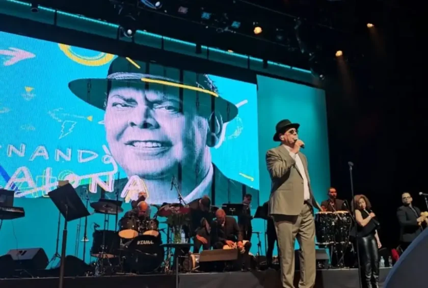 Fernando Villalona en Nueva York: Conquista a casa llena el Lehman Center