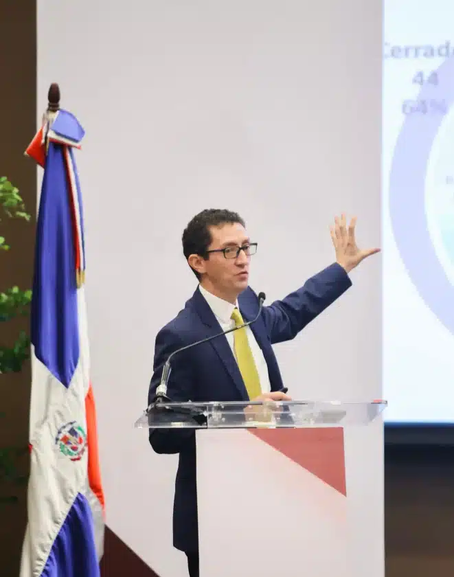 Fondos de inversión en RD marcan récord: RD$380,497 millones (4.9% del PIB)
