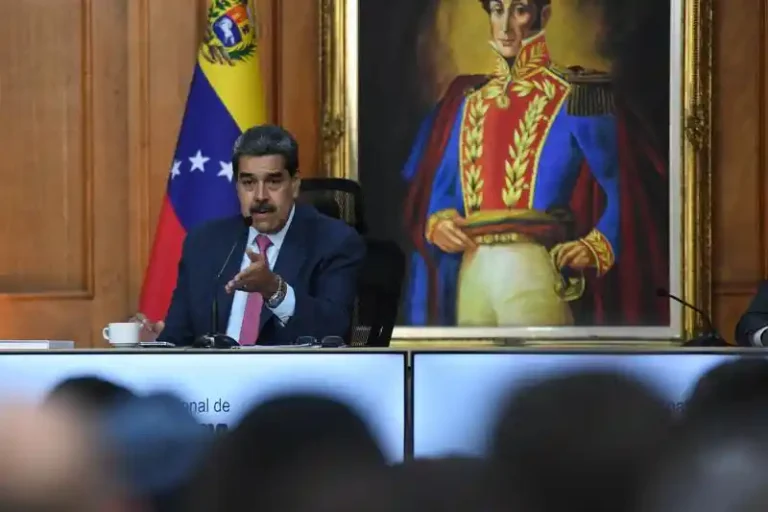 Maduro en la peor encrucijada de su vida, advierte experto en seguridad