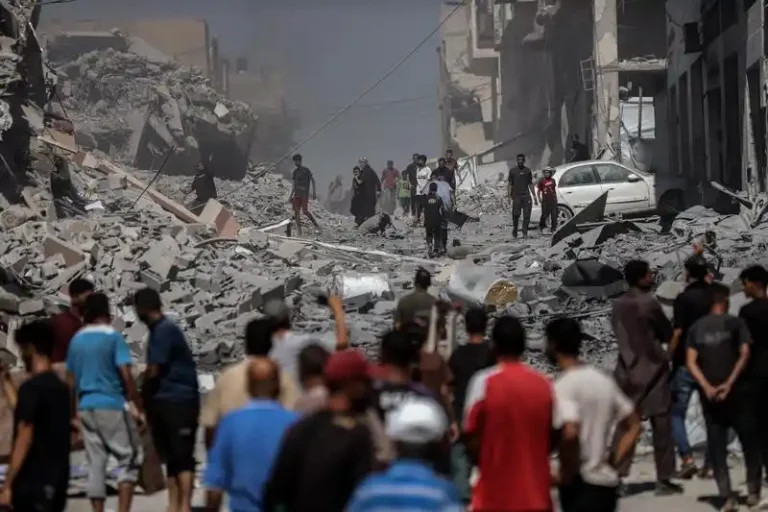 Cerca de 48.000 personas huyen de Ciudad de Gaza en últimos 2 días por ofensiva terrestre de Israel, dice ONU