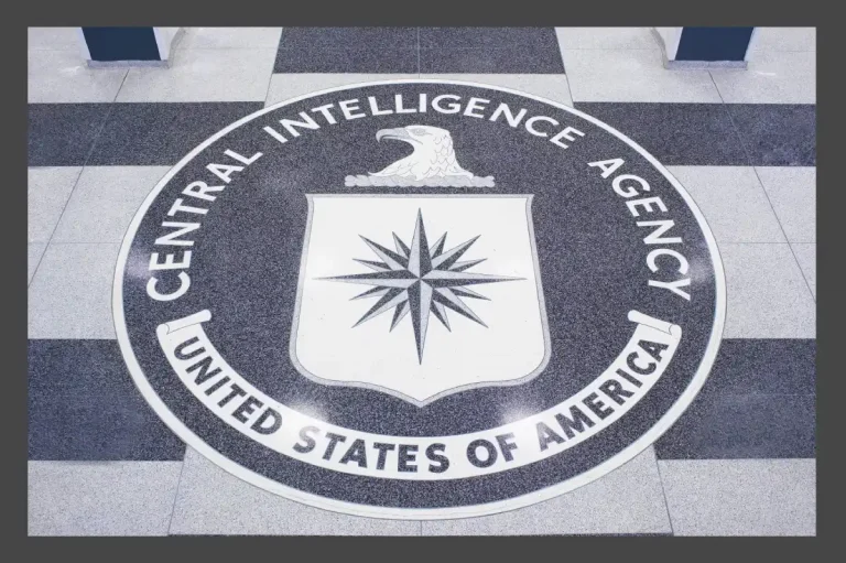 Trump afirma que autorizó a la CIA a llevar a cabo operaciones encubiertas en Venezuela