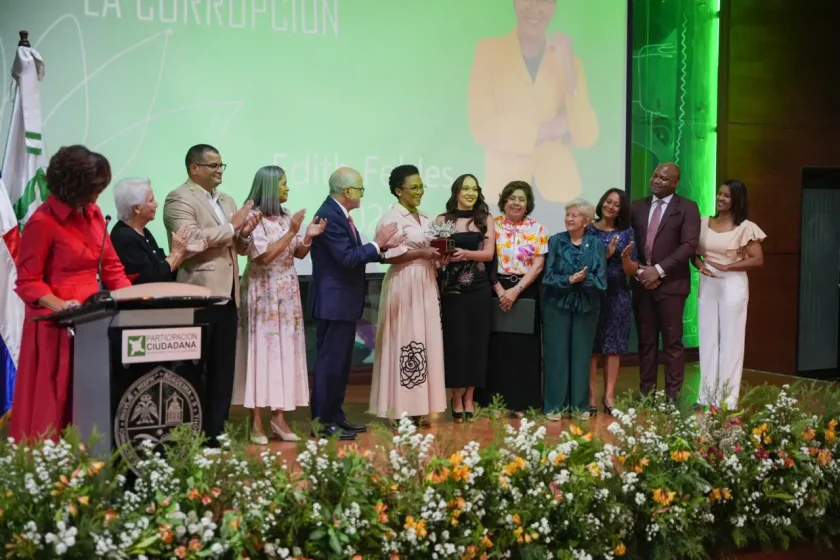 Reconocimiento a la Integridad 2025 para Edith Febles