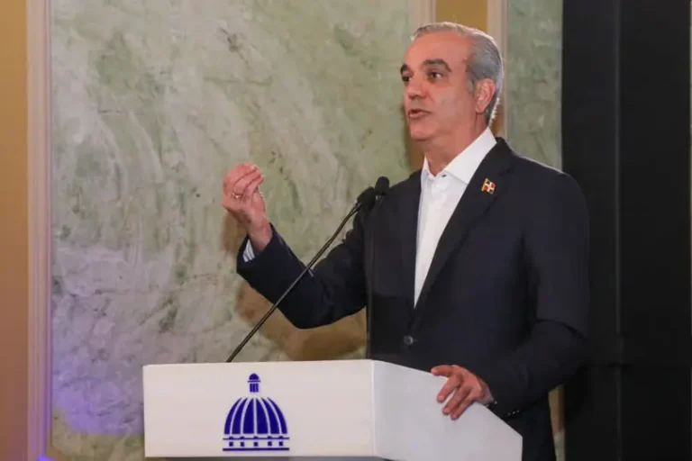 Corrupción en SeNaSa: qué ha dicho el presidente Abinader y qué implica para la lucha contra la impunidad