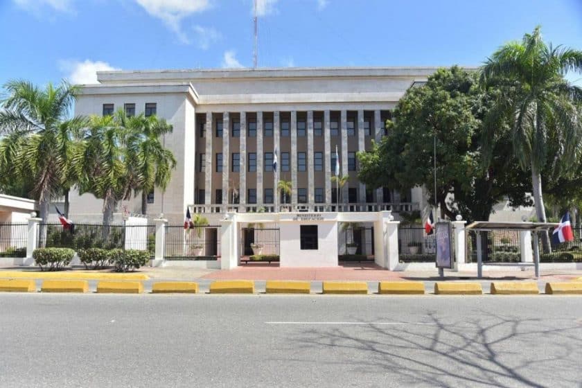 Segundo período del año escolar 2025-2026 inicia este 6 de enero