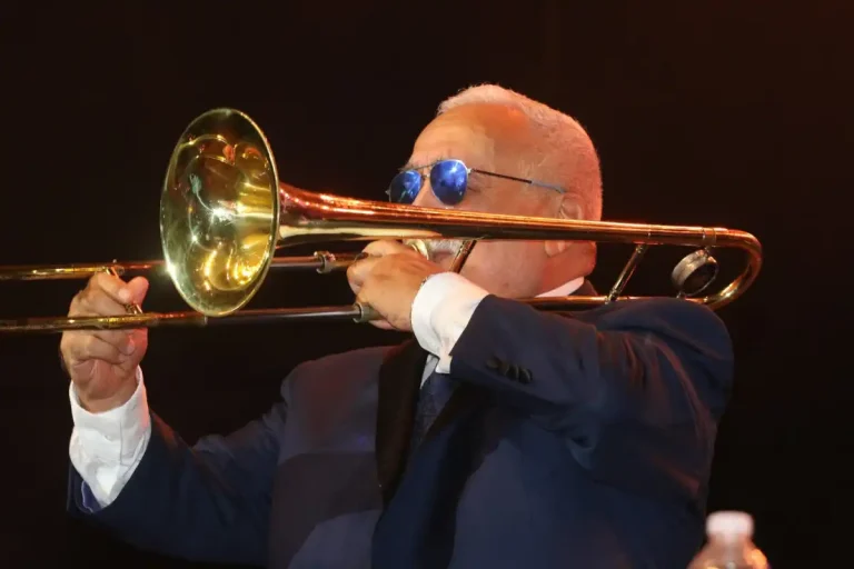 Muere Willie Colón, leyenda de la salsa boricua y del Bronx