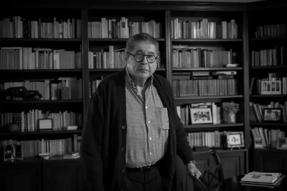 Murió Alfredo Bryce Echenique, escritor peruano y autor de Un mundo para Julius