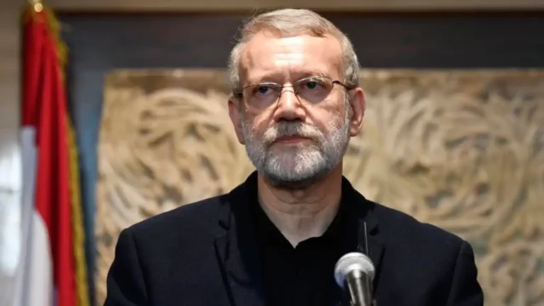 Irán confirma el asesinato de Ali Larijani en Teherán