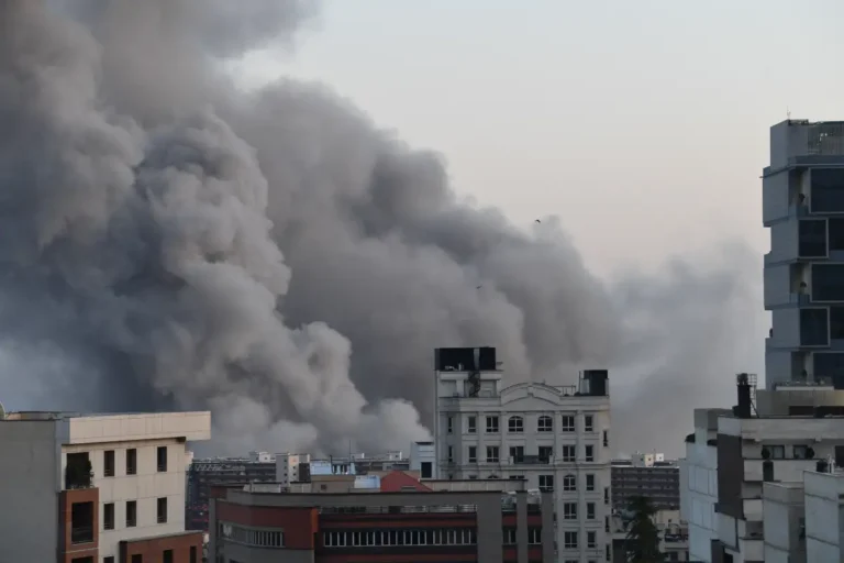 Encuesta en EE.UU.: mayoría rechaza acción militar contra Irán