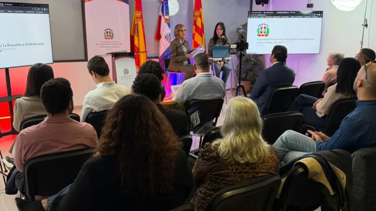 La caña de azúcar que llegó a RD en 1493 une Barcelona con La Vega