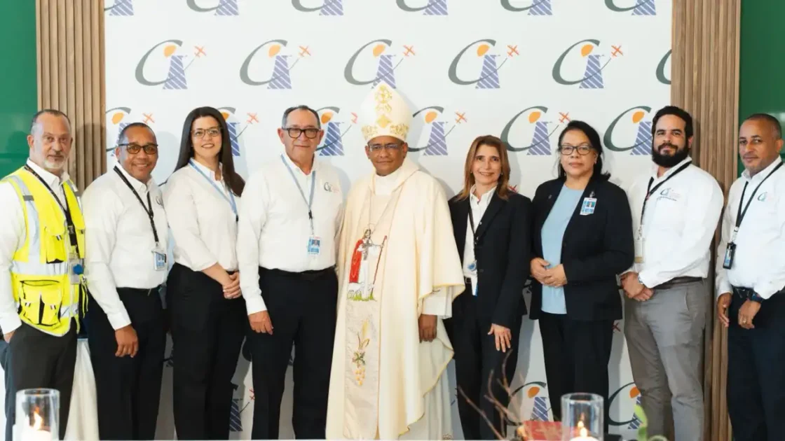 Aeropuerto Internacional del Cibao celebra 24 años de operaciones en Santiago, República Dominicana