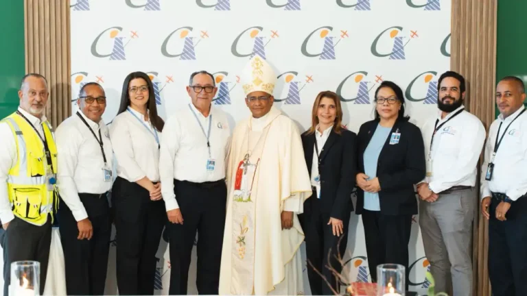 Aeropuerto Internacional del Cibao celebra 24 años de operaciones en Santiago, República Dominicana