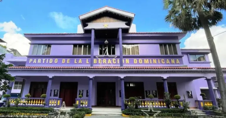 PLD activa comisión árbitro de sus aspirantes presidenciales