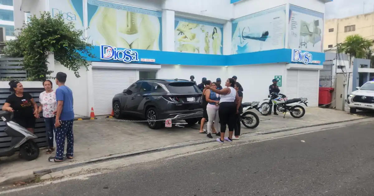 Salud Pública clausura clínica Diosa tras muerte en liposucción en Santiago
