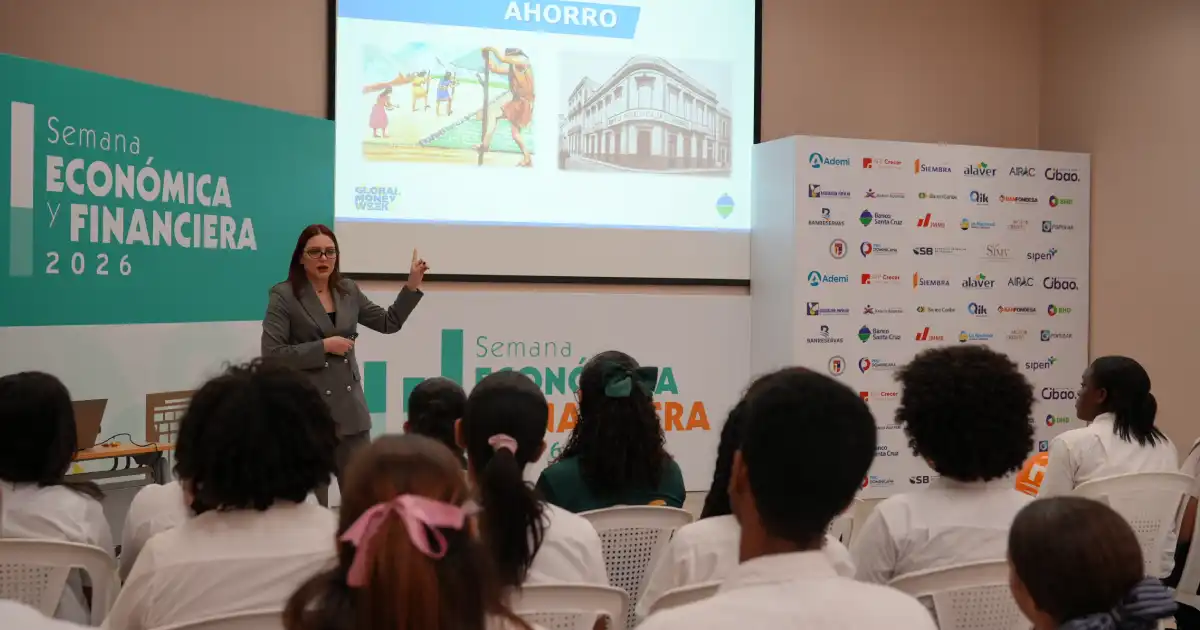 Banco Santa Cruz llega a 400 jóvenes con educación financiera