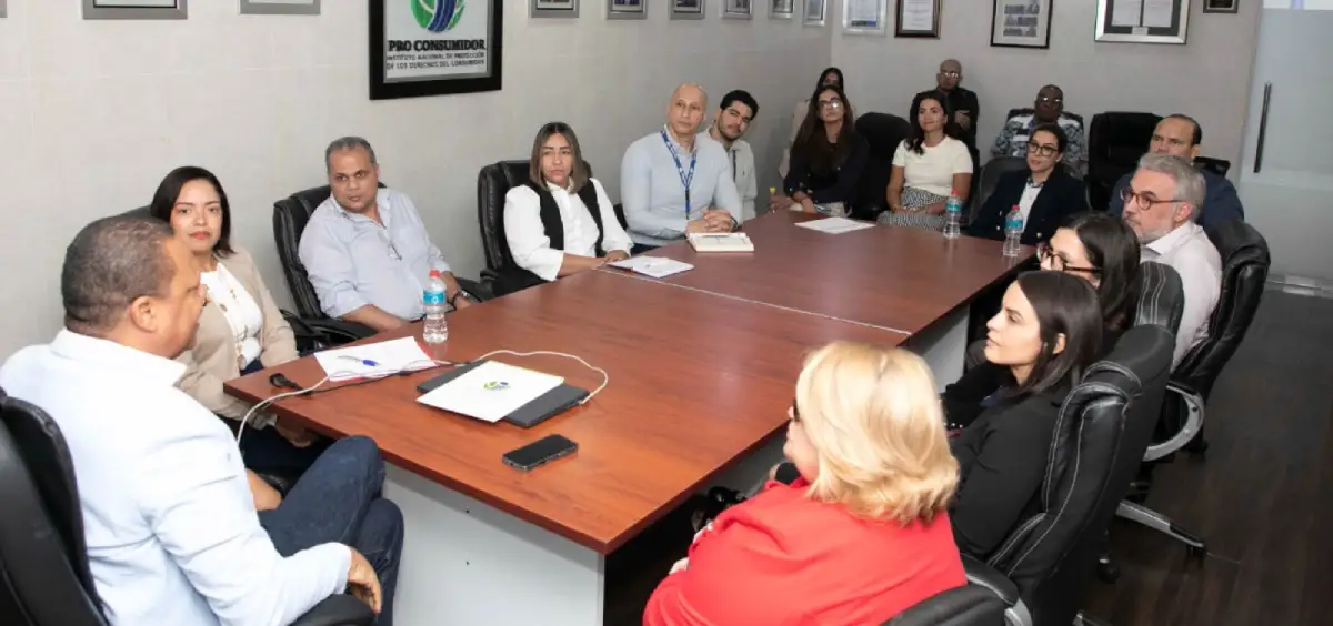 Pro Consumidor exige a supermercados registros sanitarios en líneas blancas