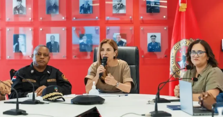 Carolina Mejía activa comité de emergencia por lluvias en el DN