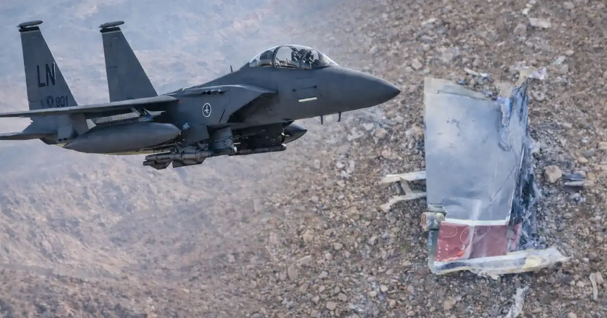 Irán derriba un F-15 y EE.UU. busca piloto desaparecido