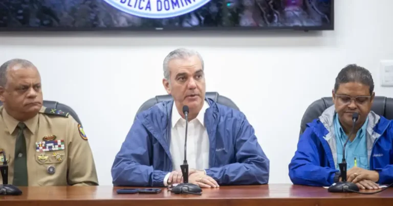 Abinader activa respuesta del Estado ante inundaciones en el Gran SD