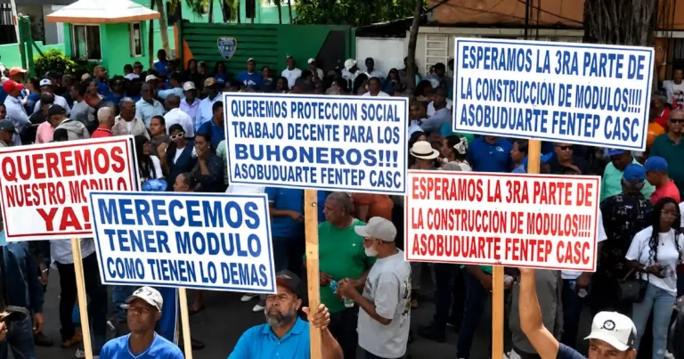 Sindicatos amenazan con paro si tocan cesantía en reforma laboral