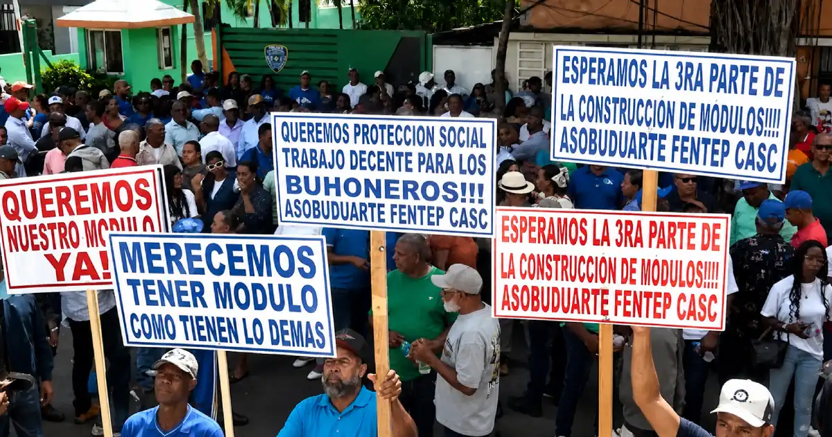 Sindicatos amenazan con paro si tocan cesantía en reforma laboral